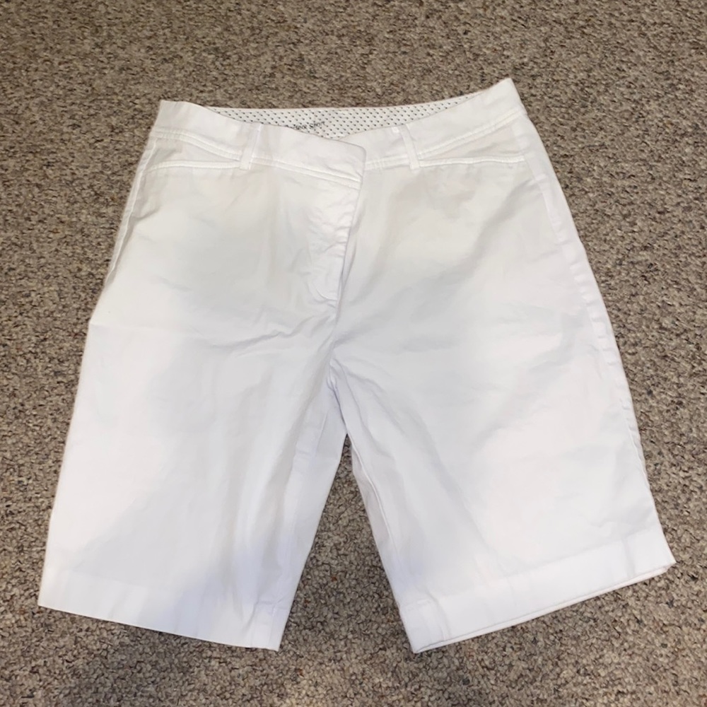 Talbots white Bermuda shorts size 10